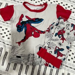 Boys Superhero Pajamas woody and Spider-Man labeled 5T.